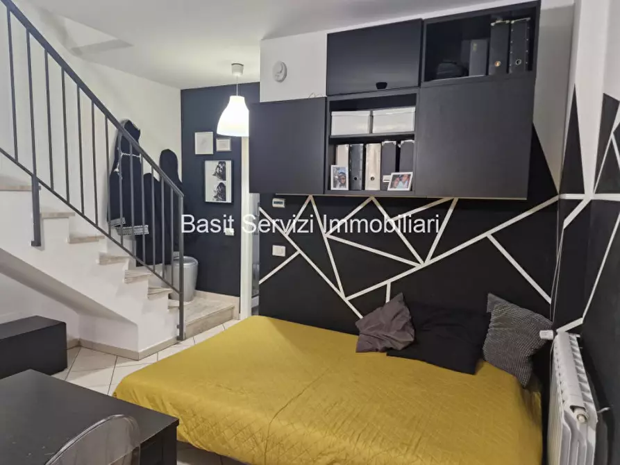 Immagine 4 di Appartamento in vendita  in Via di Salone a Roma