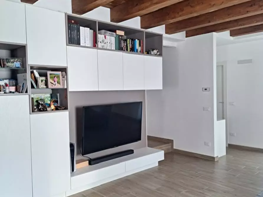 Immagine 12 di Villetta a schiera in vendita  in Strada delle Grancare a Vicenza