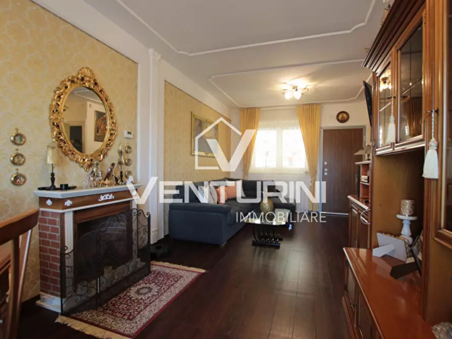 Immagine 3 di Appartamento in vendita  in Via di Valle Muricana, 668 a Roma