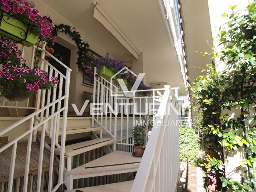 Immagine 27 di Appartamento in vendita  in Via di Valle Muricana, 668 a Roma