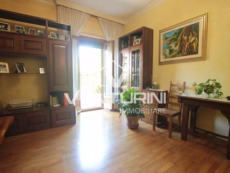 Immagine 2 di Appartamento in vendita  in Via Varenna, 43 a Roma