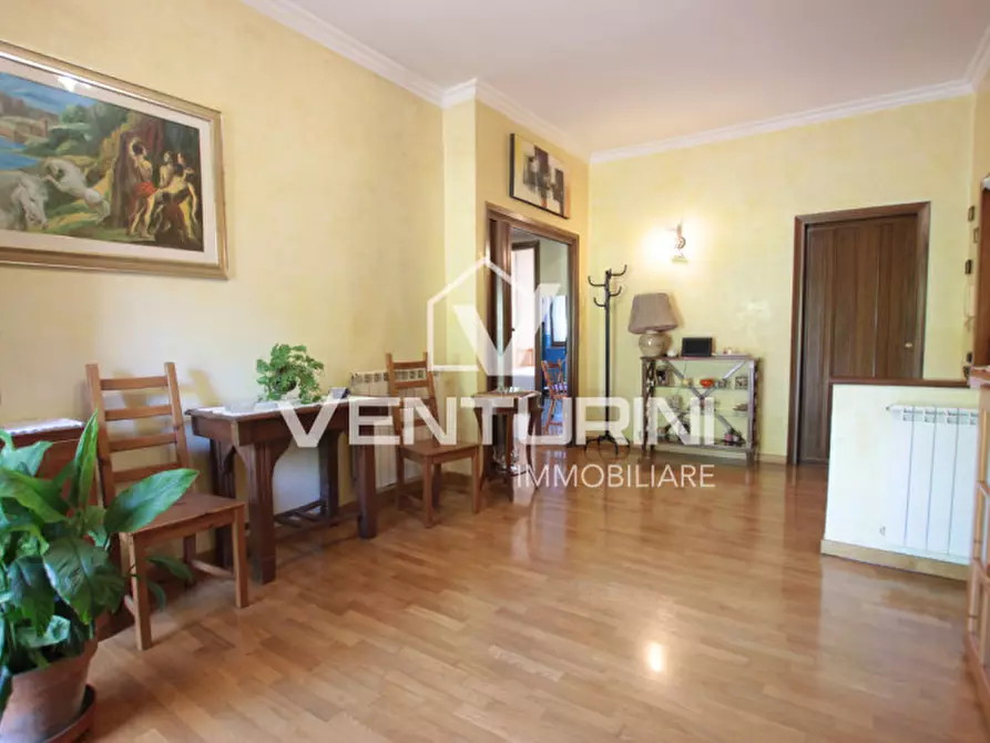 Immagine 5 di Appartamento in vendita  in Via Varenna, 43 a Roma