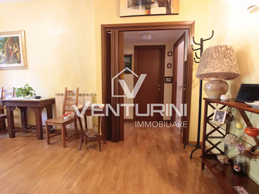 Immagine 12 di Appartamento in vendita  in Via Varenna, 43 a Roma