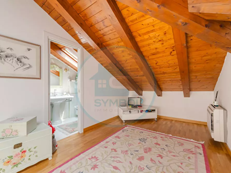 Immagine 29 di Villetta a schiera in vendita  in Via Bosso CHIRIGNAGO a Venezia