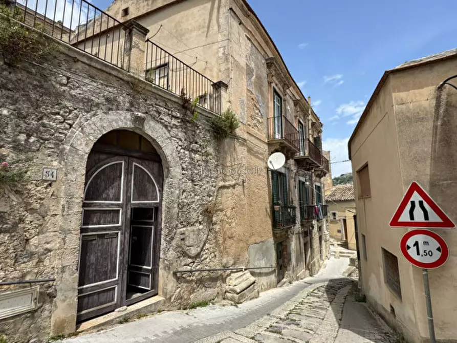 Immagine 5 di Casa indipendente in vendita  a Modica