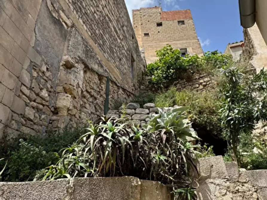 Immagine 10 di Casa indipendente in vendita  a Modica