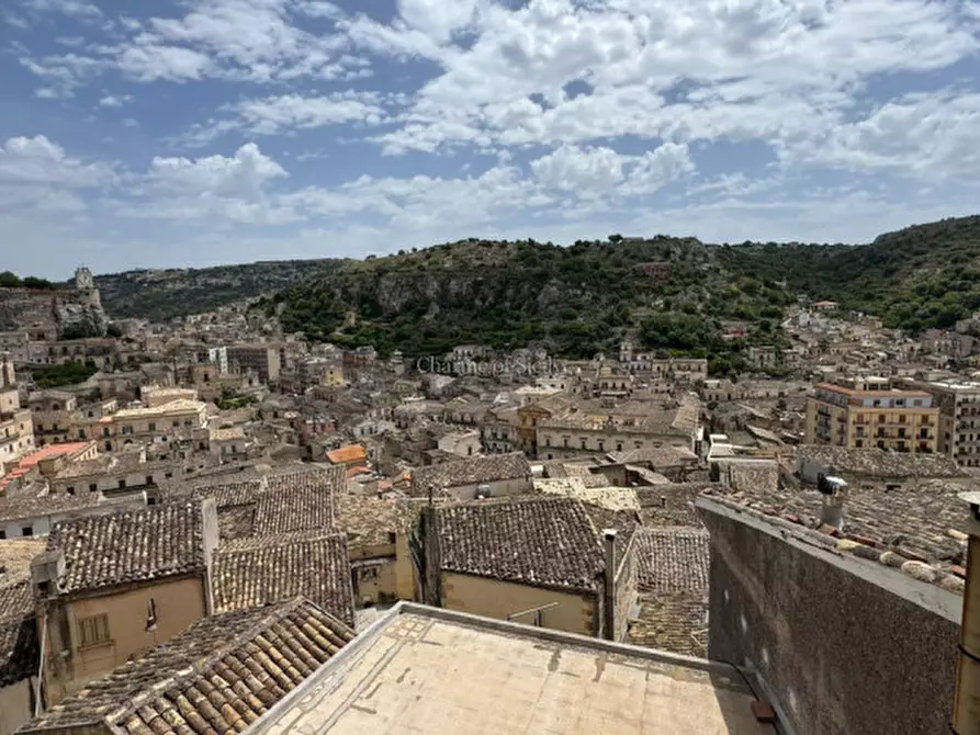 Immagine 12 di Casa indipendente in vendita  a Modica