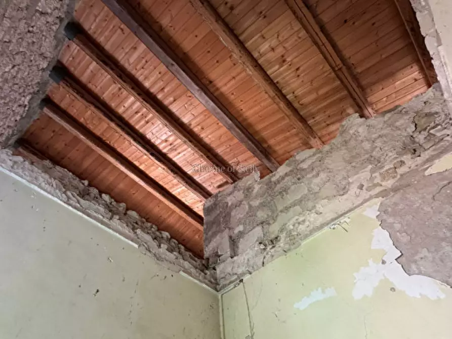 Immagine 14 di Casa indipendente in vendita  a Modica