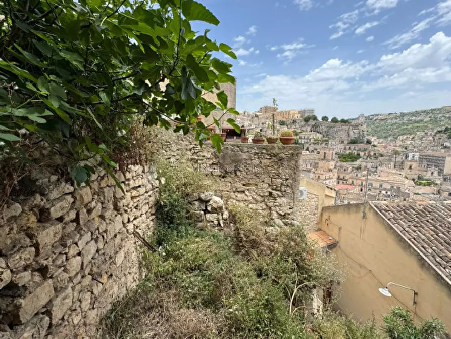 Immagine 17 di Casa indipendente in vendita  a Modica