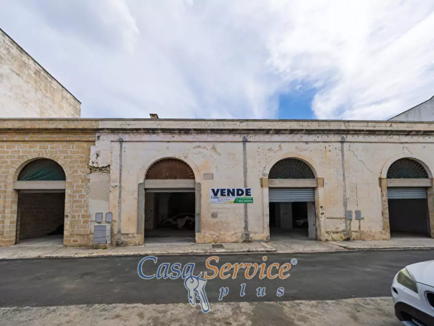Immagine 1 di Capannone industriale in vendita  in Via Vittorio Veneto a Tuglie
