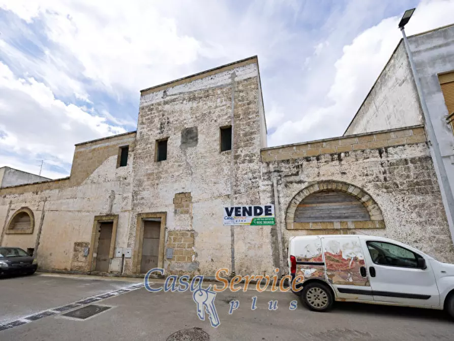 Immagine 3 di Capannone industriale in vendita  in Via Vittorio Veneto a Tuglie