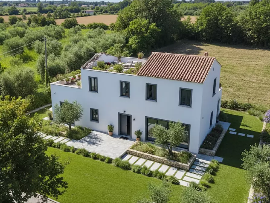 Immagine 1 di Rustico / casale in vendita  in Via Commezzare a Arqua' Petrarca