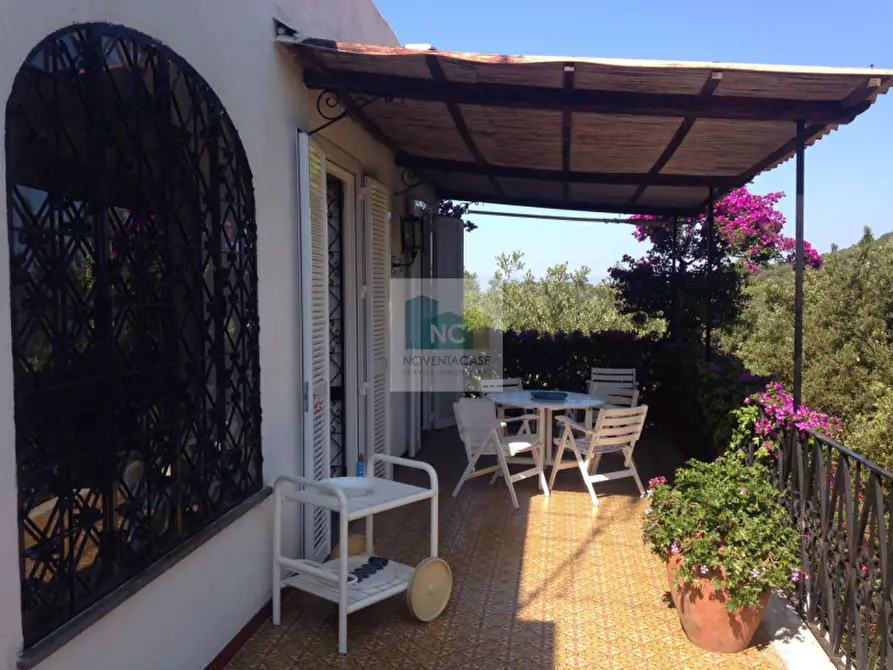 Immagine 15 di Villa in vendita  in via zaro 9 a Forio