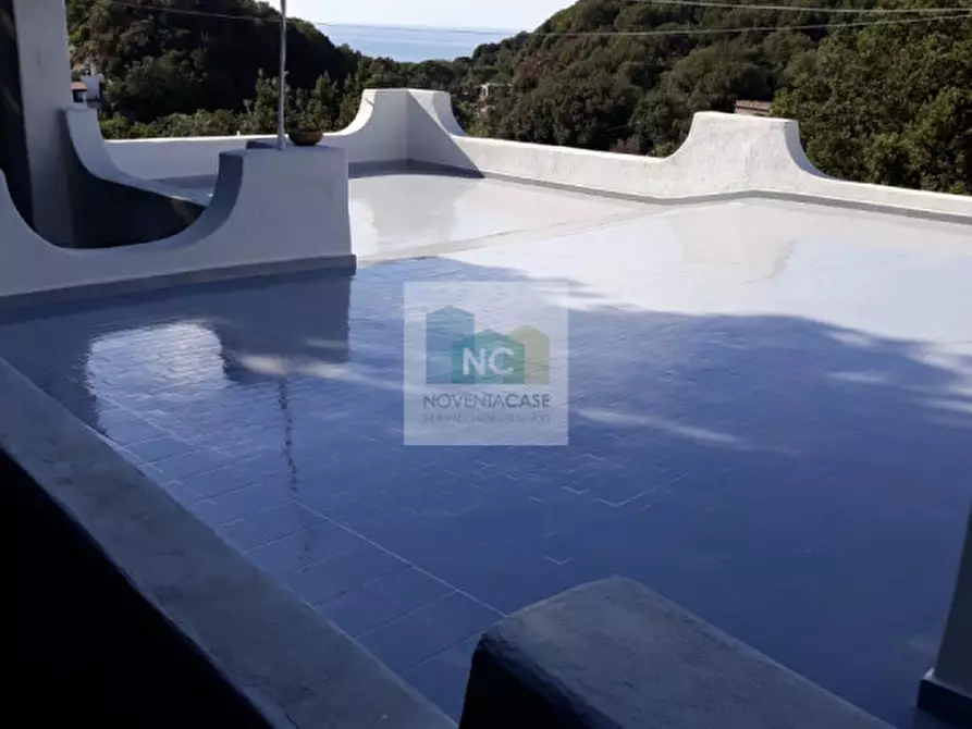 Immagine 36 di Villa in vendita  in via zaro 9 a Forio