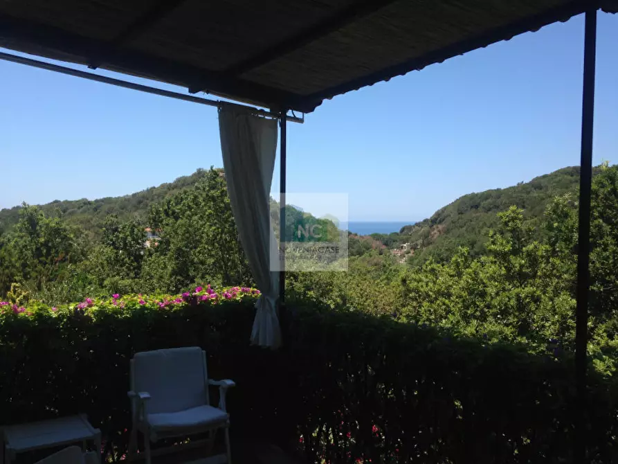 Immagine 60 di Villa in vendita  in via zaro 9 a Forio