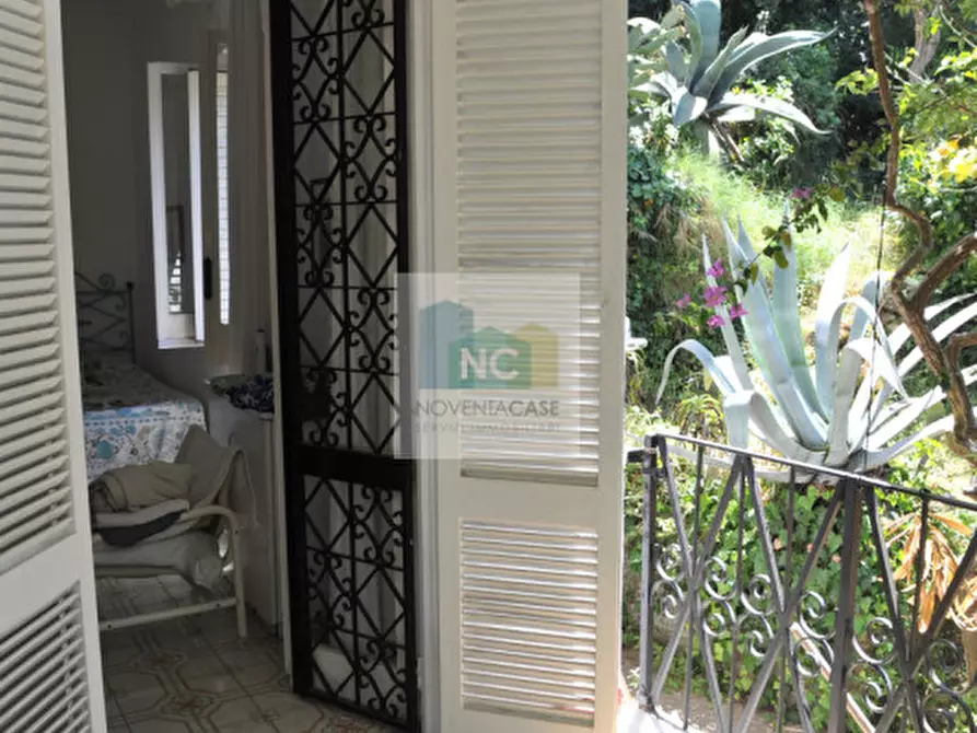 Immagine 92 di Villa in vendita  in via zaro 9 a Forio