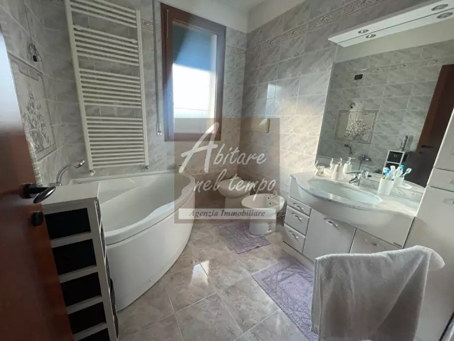 Immagine 11 di Villetta a schiera in vendita  in via dei bersaglieri a Tezze Sul Brenta