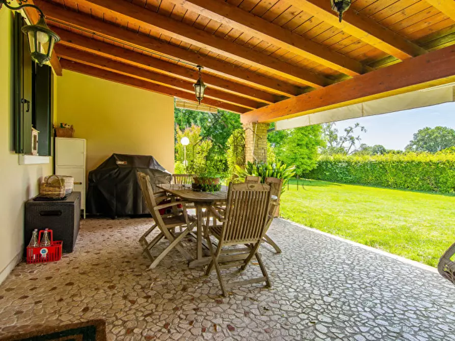 Immagine 14 di Villa in vendita  a Veggiano