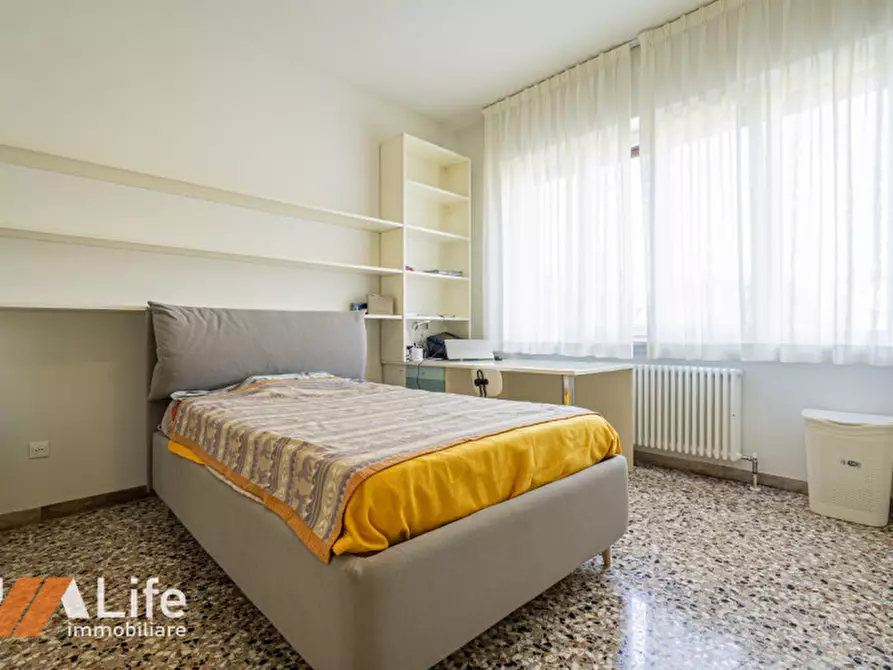 Immagine 37 di Appartamento in vendita  in Stradella dell'Ospedale 87 a Vicenza