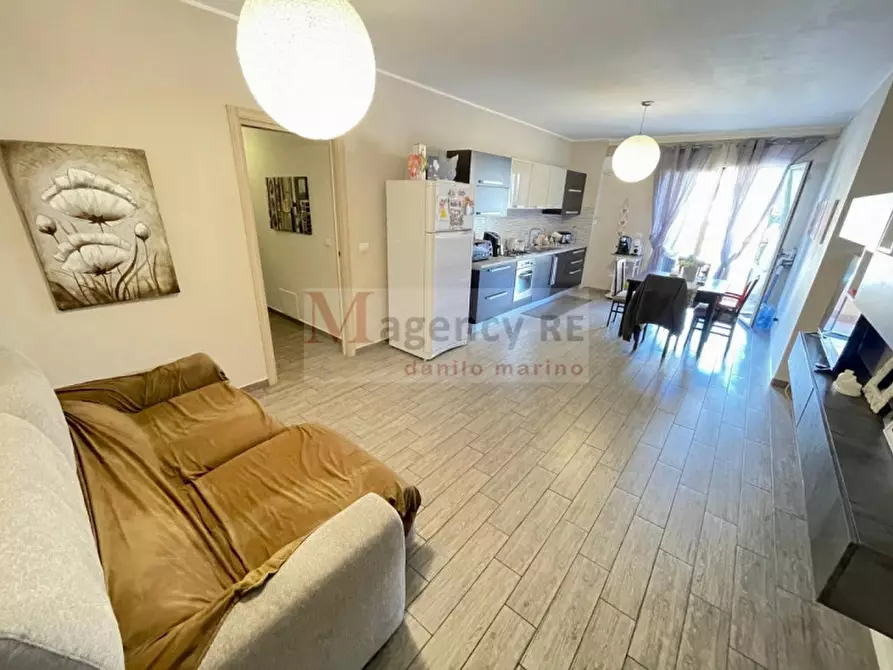 Immagine 1 di Appartamento in vendita  in 20 Via Industriale pellaro a Reggio Di Calabria