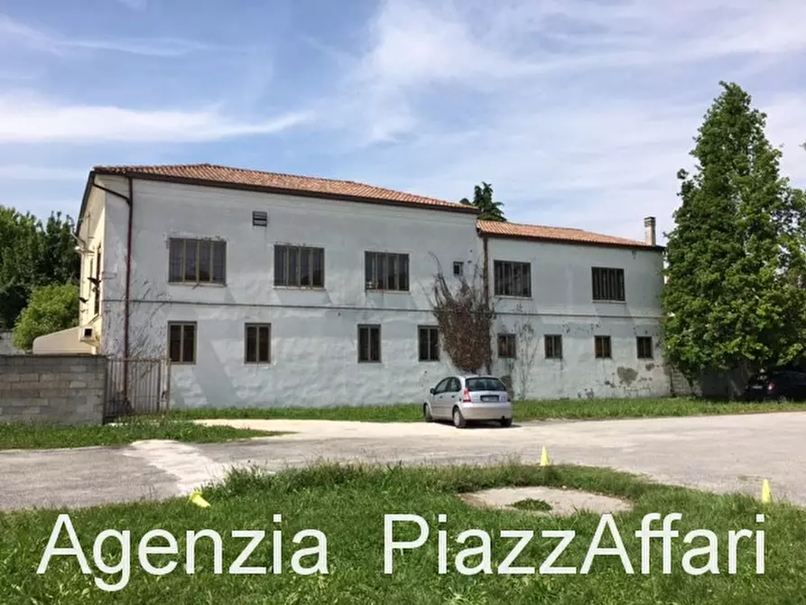 Immagine 1 di Ufficio in vendita  in Via Ansedisio a Piove Di Sacco
