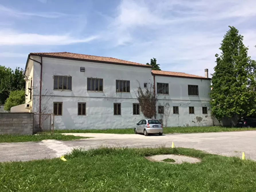Immagine 3 di Ufficio in vendita  in Via Ansedisio a Piove Di Sacco