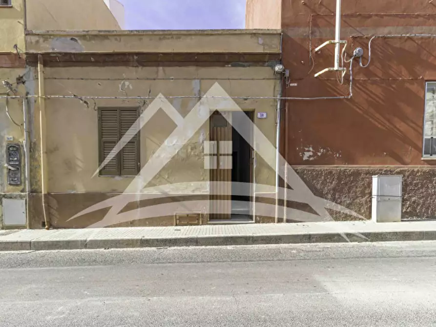 Immagine 1 di Casa indipendente in vendita  in Via Mazzini, 38 a Porto Torres