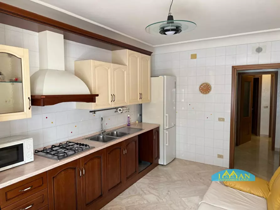 Immagine 1 di Appartamento in vendita  in Via Lucania a Ceglie Messapico