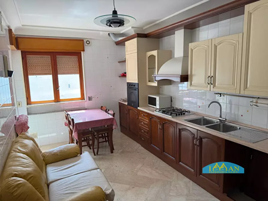 Immagine 2 di Appartamento in vendita  in Via Lucania a Ceglie Messapico