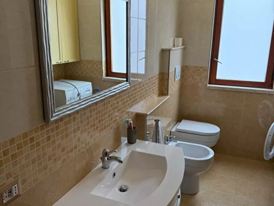 Immagine 11 di Appartamento in vendita  in Via Lucania a Ceglie Messapico