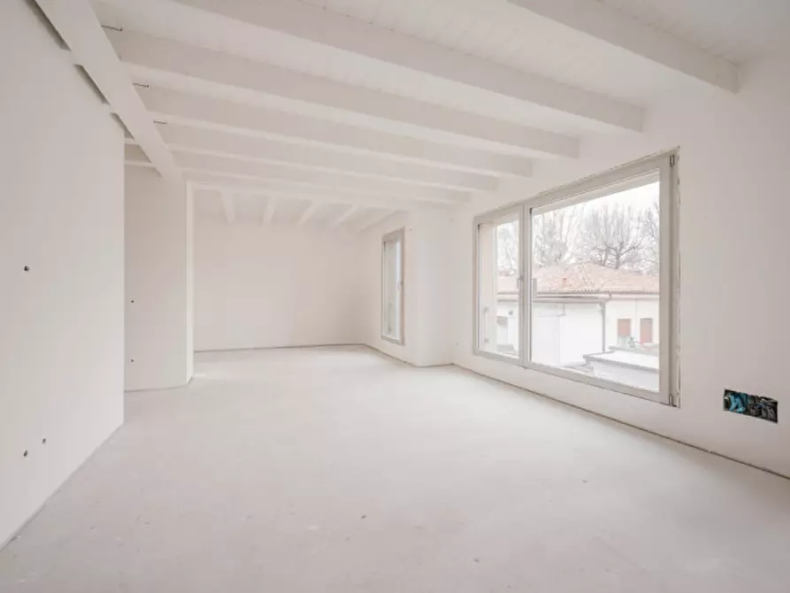 Immagine 4 di Attico in vendita  in Via Giovanni Verga a Treviso