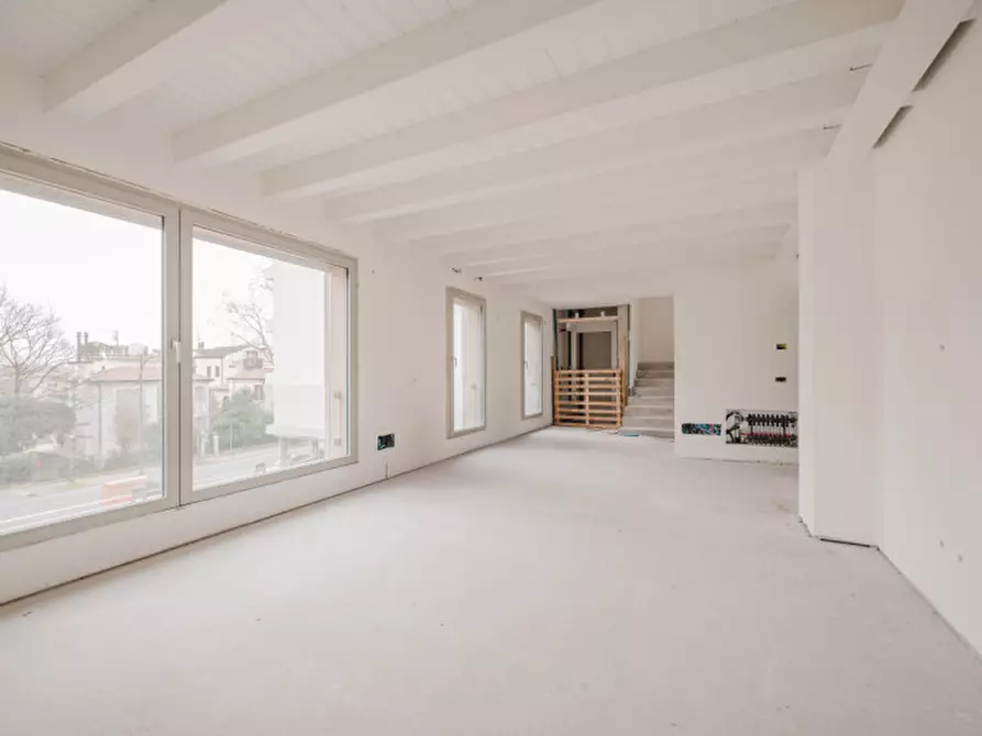 Immagine 7 di Attico in vendita  in Via Giovanni Verga a Treviso