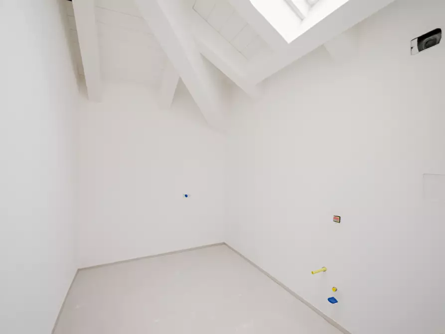 Immagine 9 di Attico in vendita  in Via Giovanni Verga a Treviso