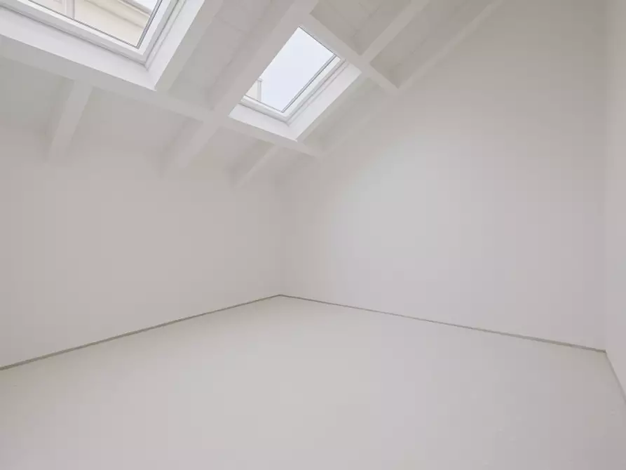 Immagine 12 di Attico in vendita  in Via Giovanni Verga a Treviso