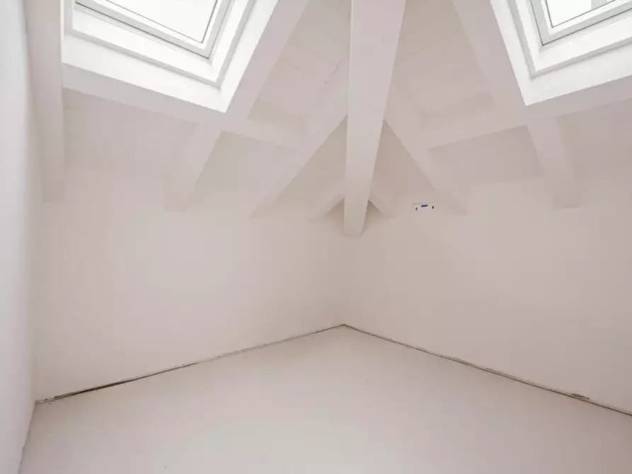 Immagine 14 di Attico in vendita  in Via Giovanni Verga a Treviso