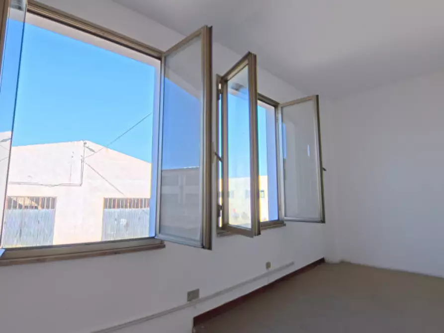 Immagine 21 di Capannone industriale in vendita  in Via Livenza a Spoltore