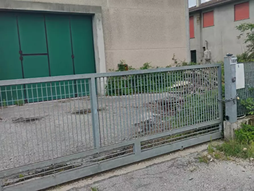 Immagine 9 di Capannone industriale in vendita  in Via Cavour a Casale Di Scodosia