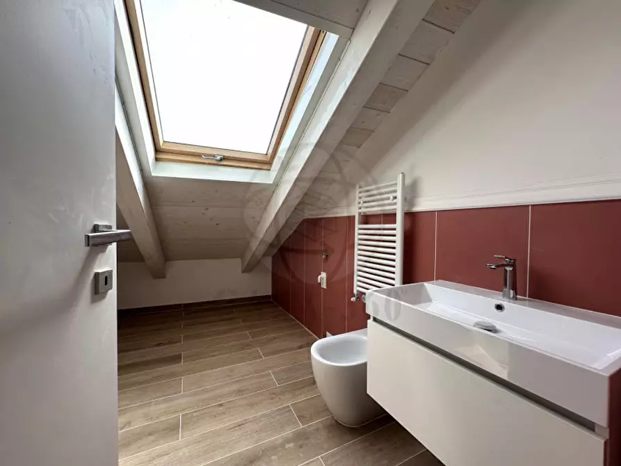 Immagine 24 di Appartamento in vendita  in Via San Vincenzo a Terni