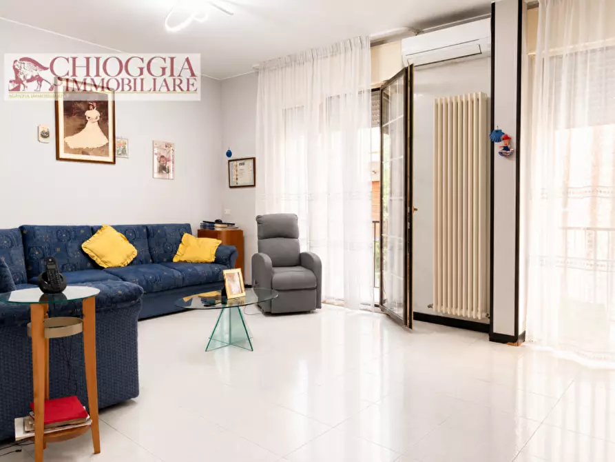 Immagine 2 di Appartamento in vendita  in Via Ambra 6 a Chioggia