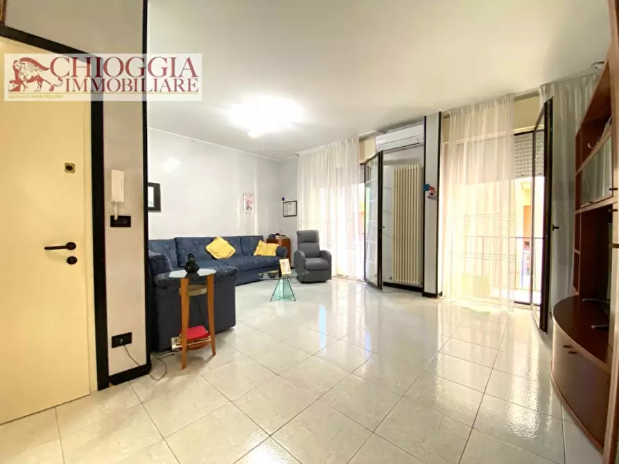 Immagine 2 di Appartamento in vendita  in Via Ambra 6 a Chioggia