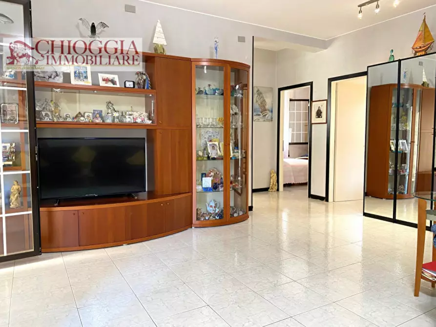 Immagine 3 di Appartamento in vendita  in Via Ambra a Chioggia