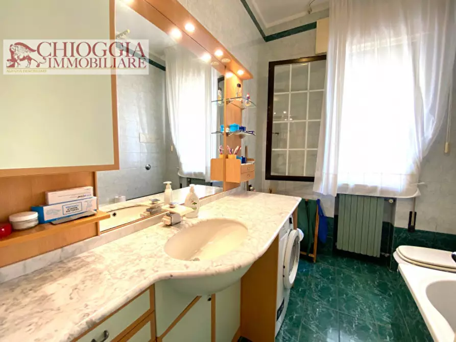 Immagine 13 di Appartamento in vendita  in Via Ambra a Chioggia