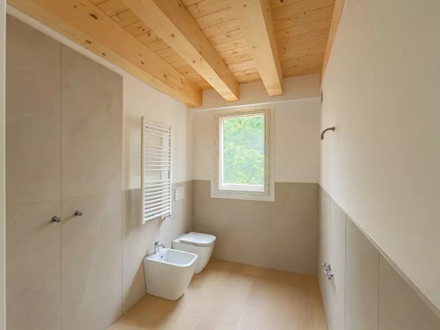 Immagine 13 di Appartamento in vendita  in VIA AQUILEIA a Treviso