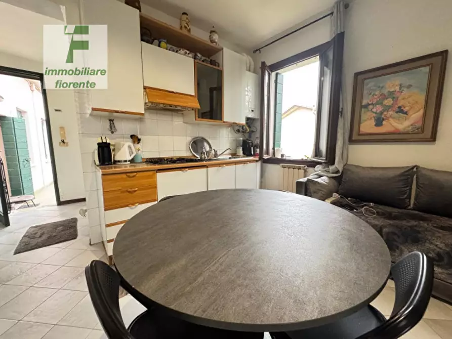 Immagine 3 di Appartamento in vendita  in VIA SACRO CUORE a Padova