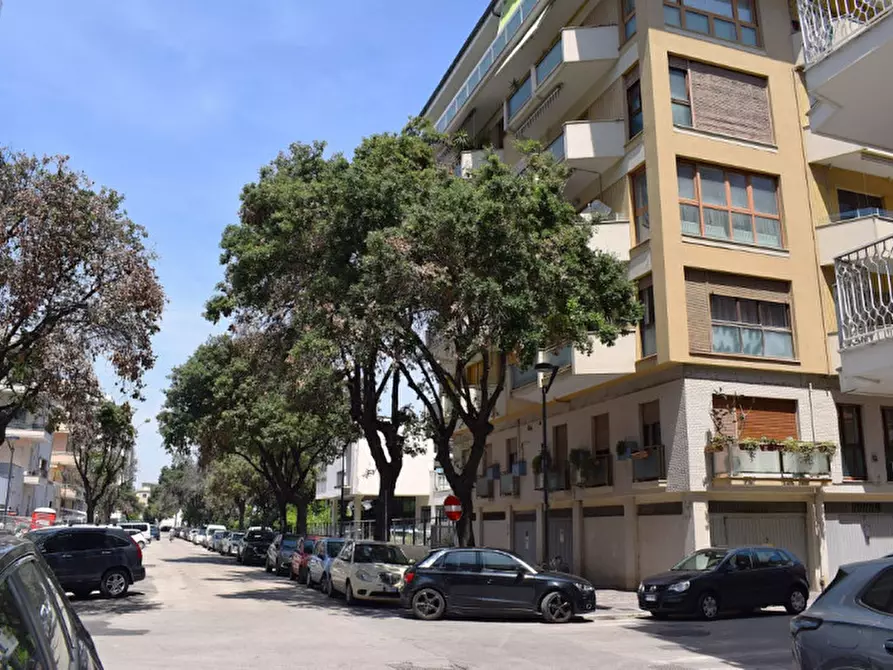 Immagine 3 di Appartamento in vendita  in Via Galileo Galilei a Pescara