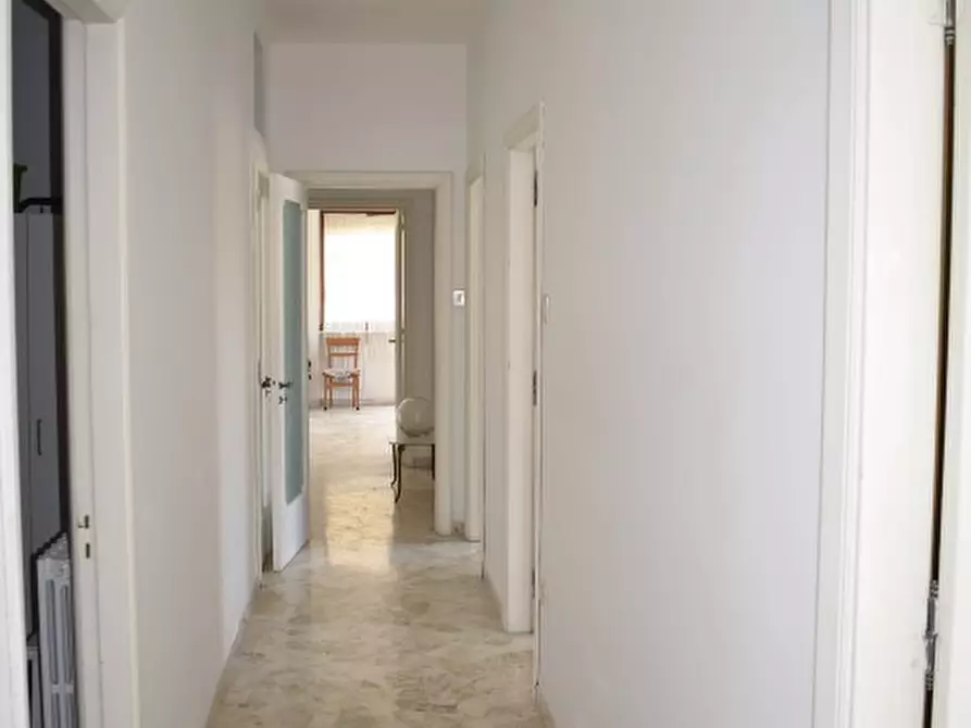 Immagine 15 di Appartamento in vendita  in Via Galileo Galilei a Pescara