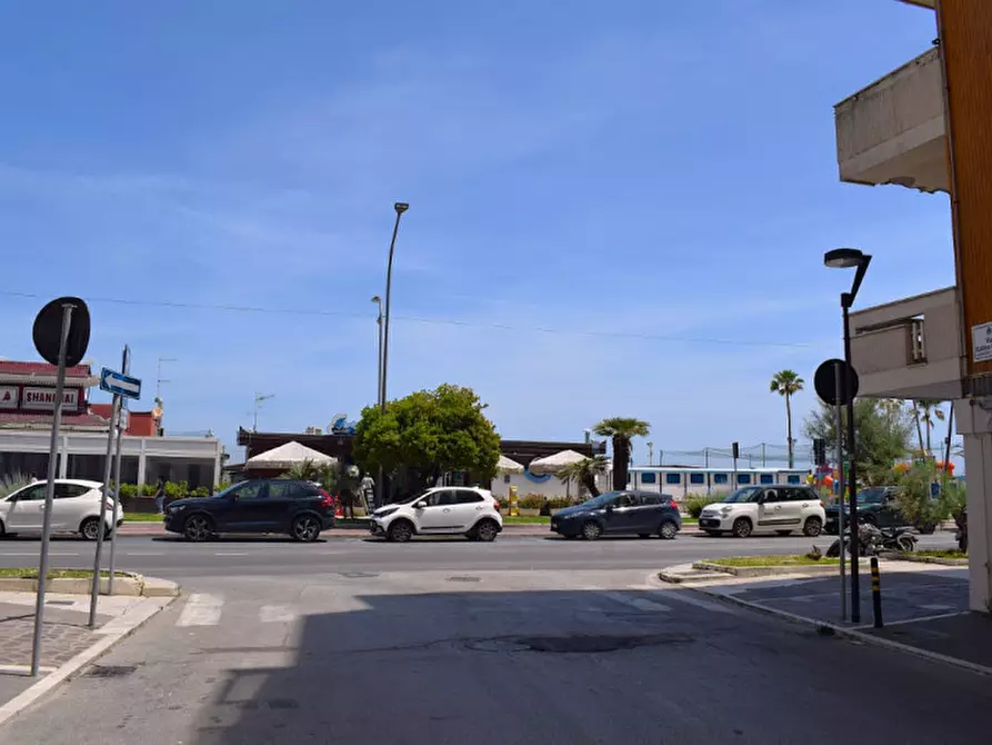 Immagine 24 di Appartamento in vendita  in Via Galileo Galilei a Pescara