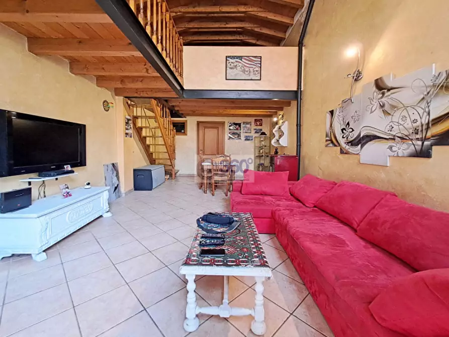 Immagine 2 di Casa indipendente in vendita  in Piazza Rota a Bovezzo