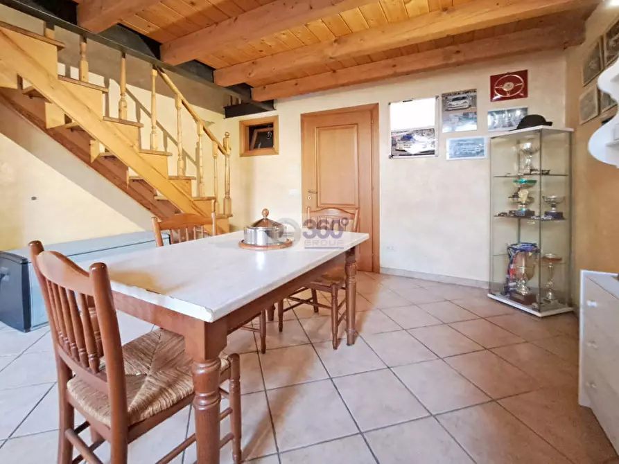 Immagine 3 di Casa indipendente in vendita  in Piazza Rota a Bovezzo