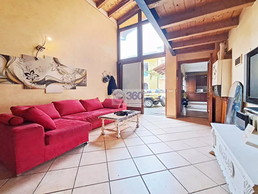 Immagine 5 di Casa indipendente in vendita  in Piazza Rota a Bovezzo